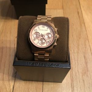 Michael kors watch